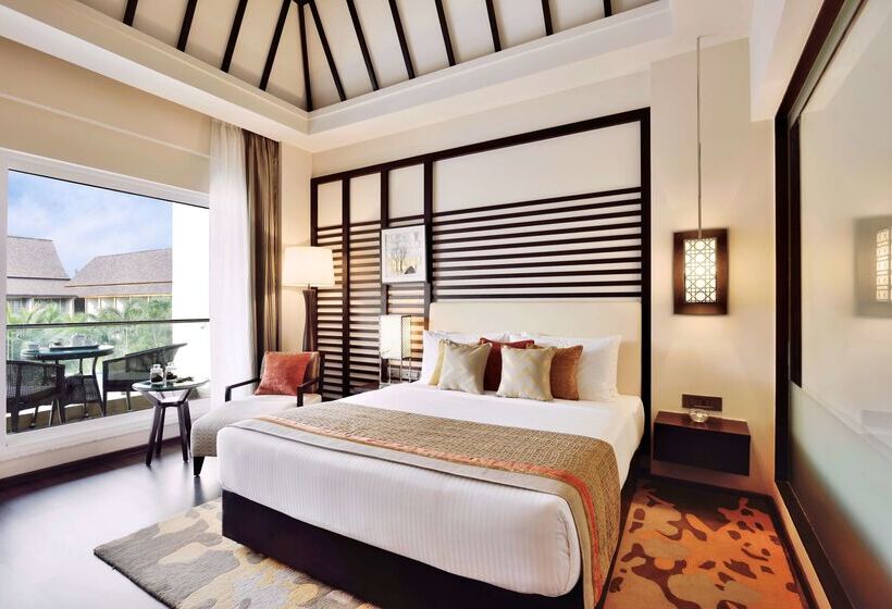 هتل Radisson Blu Plaza Resort & Convention Centre Karjat