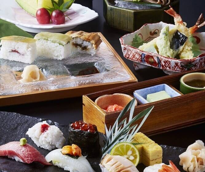 호텔 Agora Osaka Moriguchi