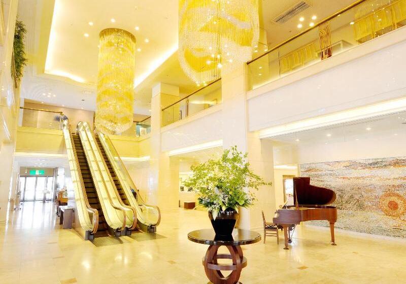 هتل Crown Palais Hamamatsu