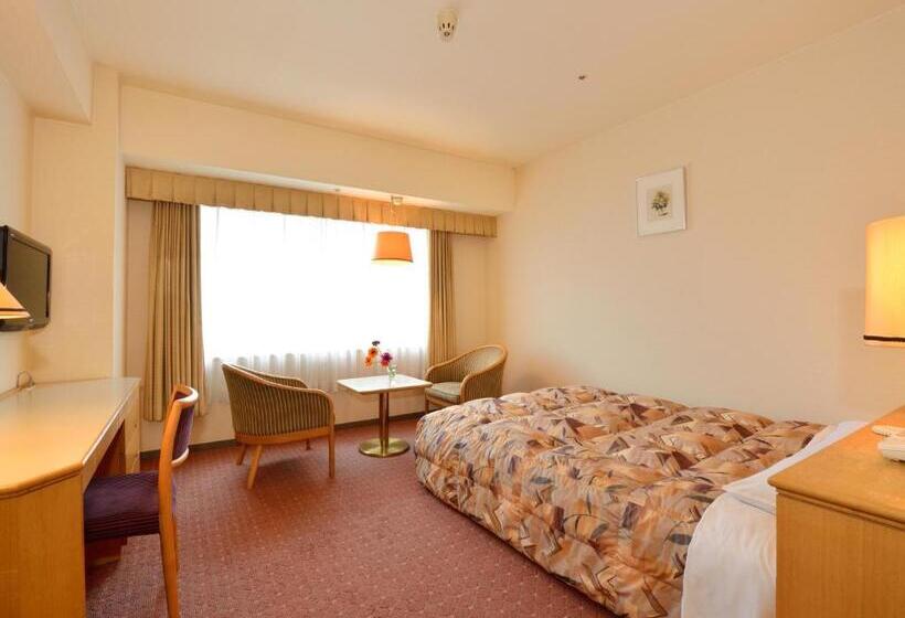 هتل Crown Palais Hamamatsu
