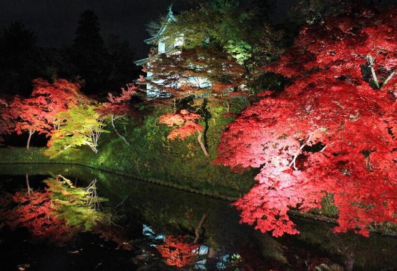 هتل Hirosaki Park