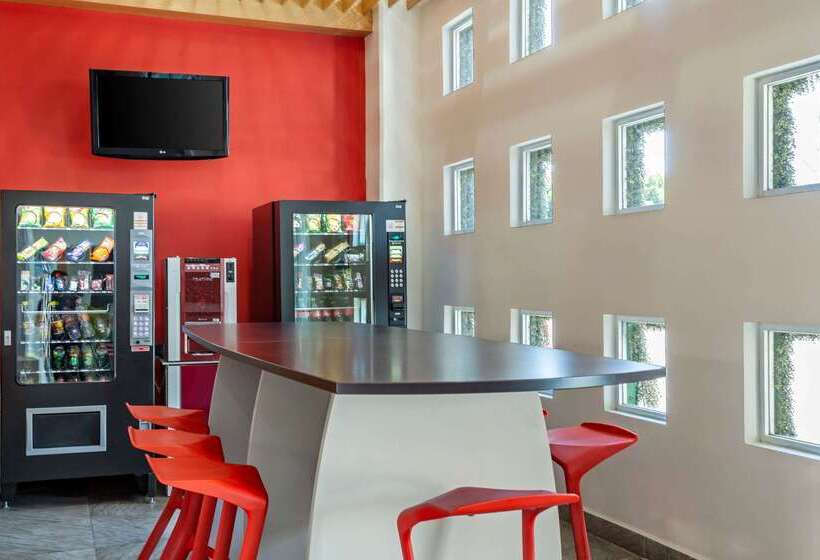 هتل Comfort Inn Queretaro