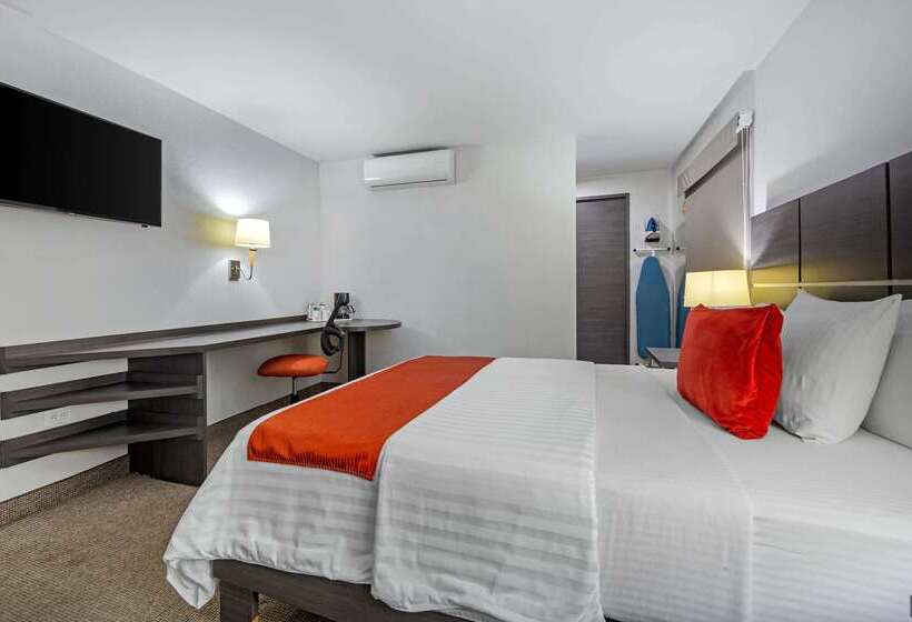 هتل Comfort Inn Queretaro