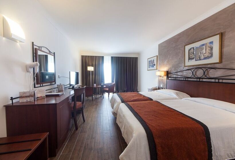 فندق Golden Tulip Vivaldi