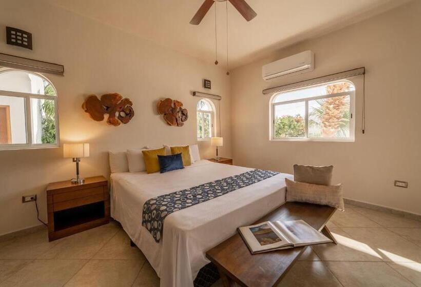 هتل & Suites El Moro
