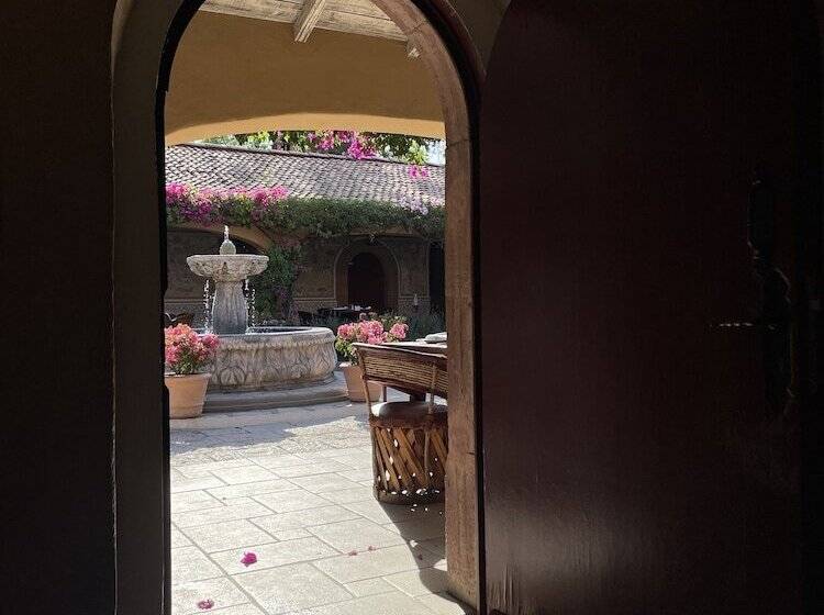 Fotos del hotel Antigua Villa Santa Monica:  33