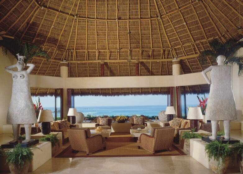 Four Seasons Resort Punta Mita