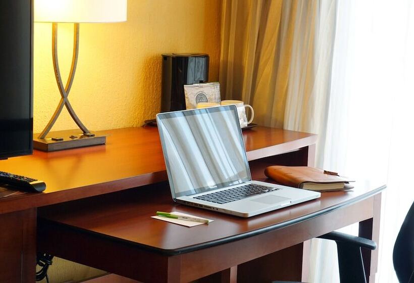 Fotos del hotel Courtyard By Marriott Puebla Las Animas:  15