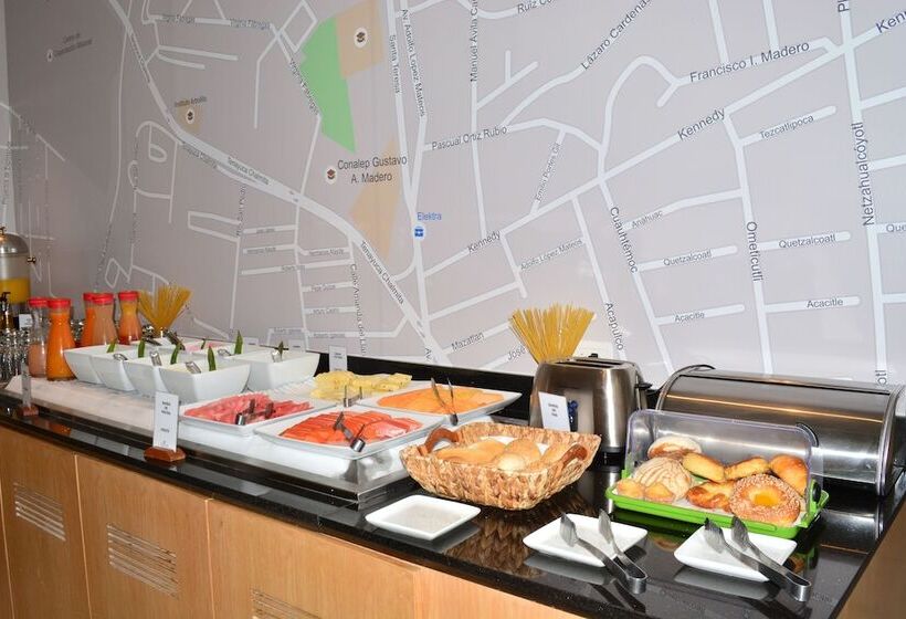 هتل Fiesta Inn Tlalnepantla