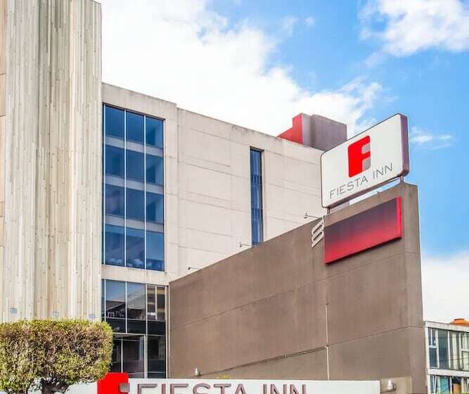 هتل Fiesta Inn Tlalnepantla