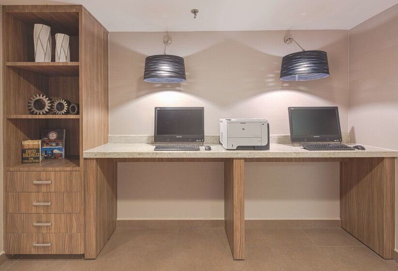 Fotos del hotel Hampton By Hilton Monterrey Galerías:  35