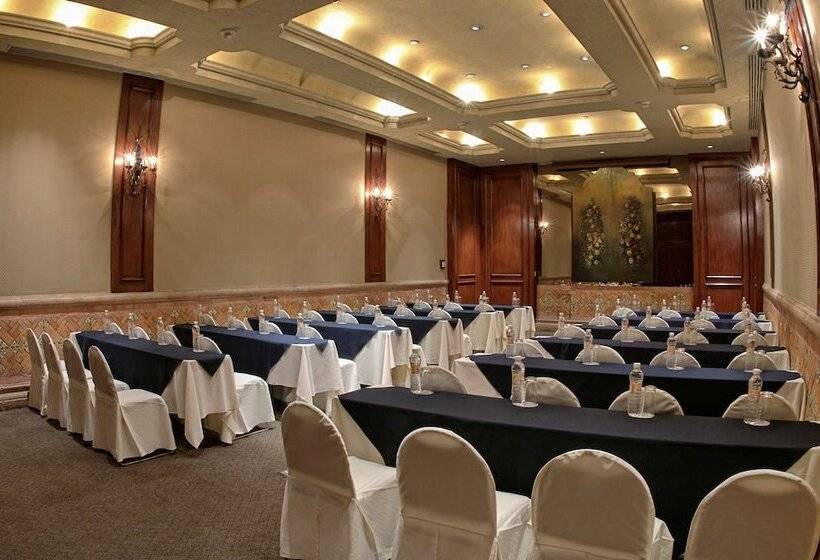 هتل Hilton San Luis Potosi