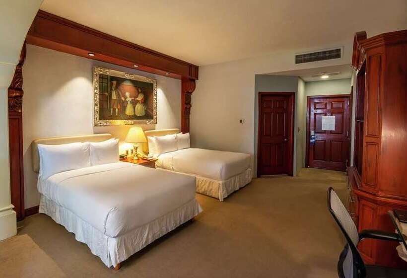 هتل Hilton San Luis Potosi