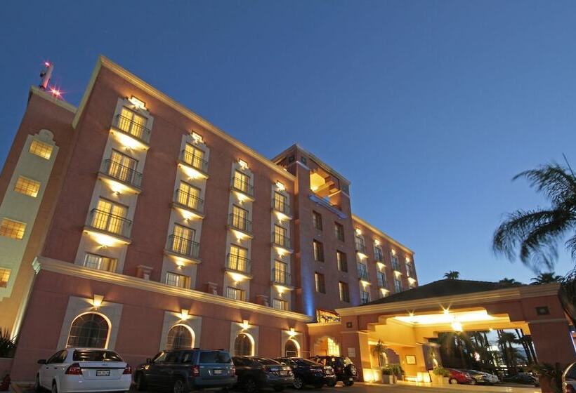 Fotos del hotel Holiday Inn Express Monterrey Galeriassan Jeronimo, An Ihg:  27