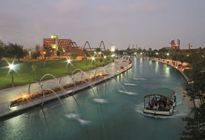 Fotos del hotel Holiday Inn Monterrey-parque Fundidora, An Ihg:  10