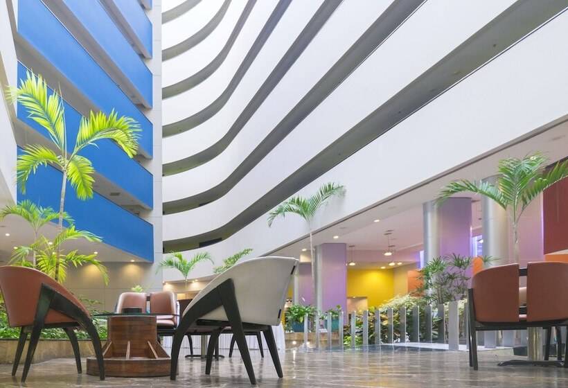 Fotos del hotel Holiday Inn Monterrey-parque Fundidora, An Ihg:  6