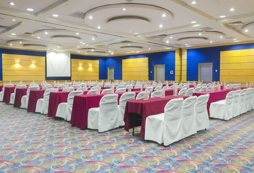 Fotos del hotel Holiday Inn Monterrey-parque Fundidora, An Ihg:  9