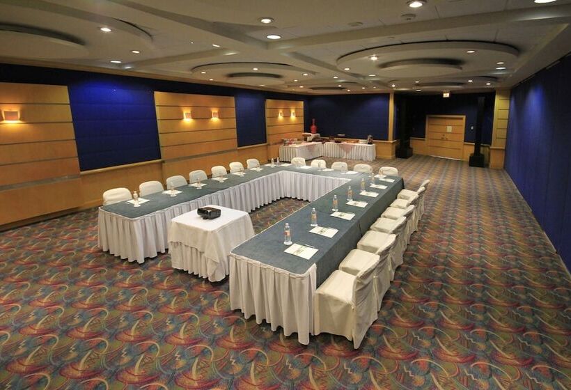 Fotos del hotel Holiday Inn Monterrey-parque Fundidora, An Ihg:  14