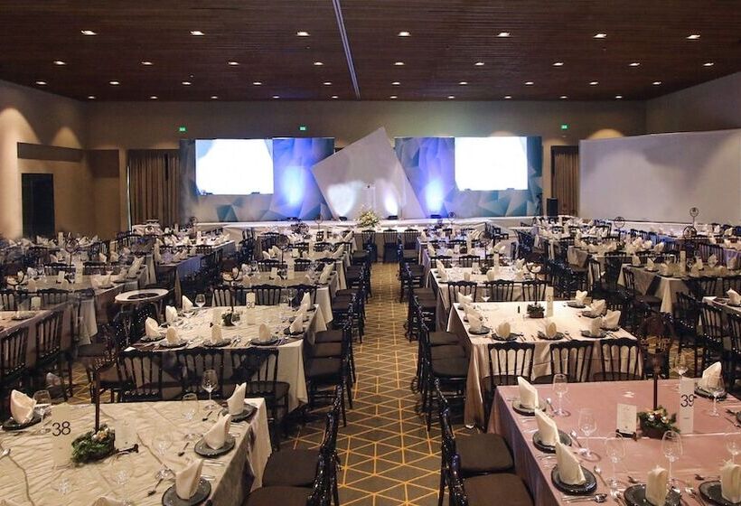 هتل Holiday Inn San Luis Potosi Quijote By Ihg