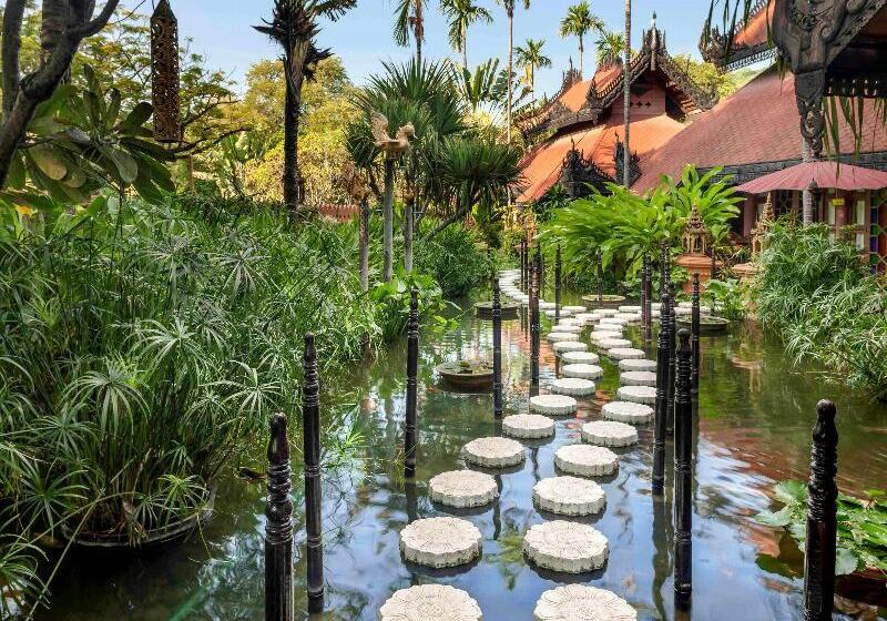 هتل Mercure Mandalay Hill Resort