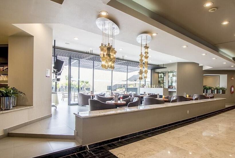 فندق Misión Toreo Centro De Convenciones