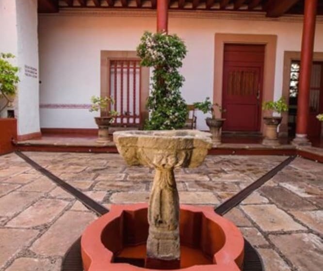 هتل Posada La Basilica