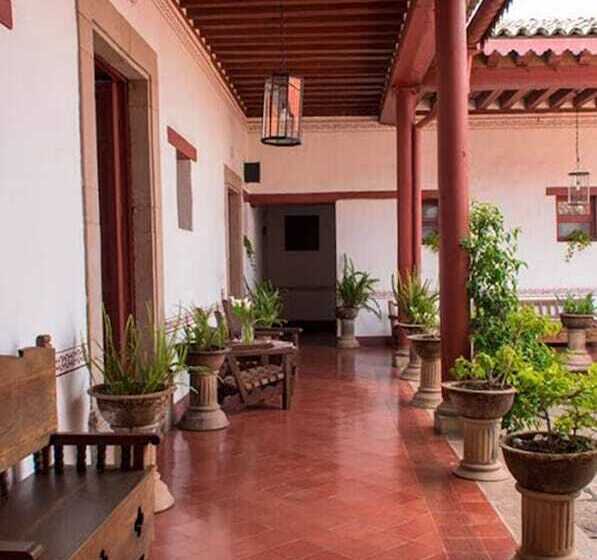 هتل Posada La Basilica