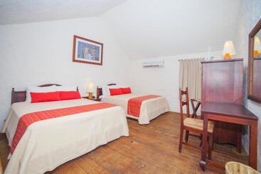 هتل Villa Blanca Huatulco