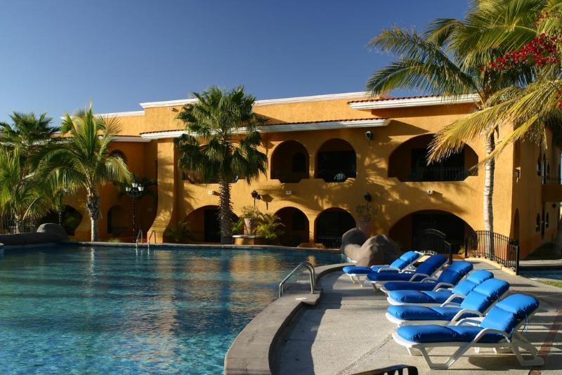 Resort Grand Plaza La Paz And Suites