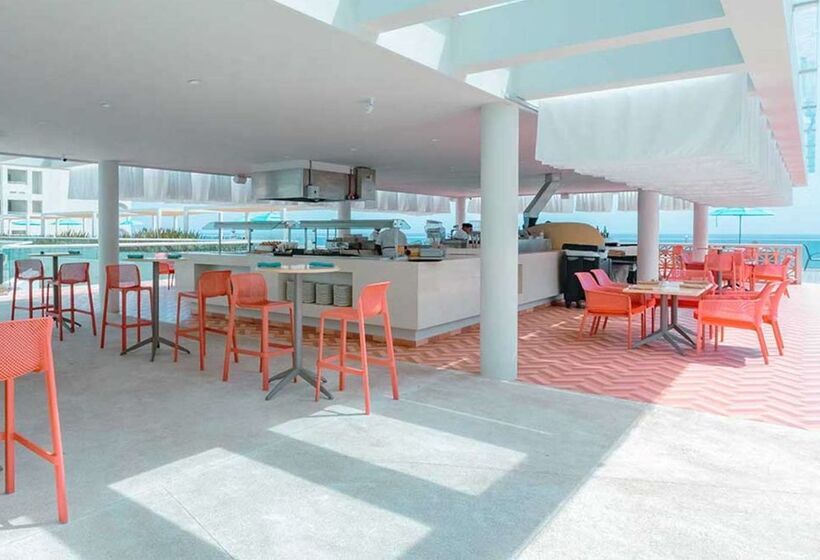 استراحتگاه Hilton Cancun Mar Caribe