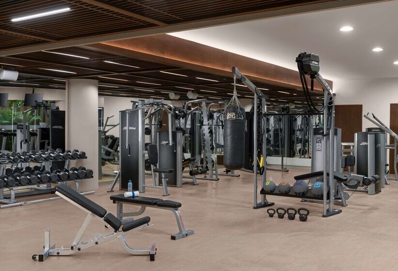 استراحتگاه Hilton Cancun Mar Caribe