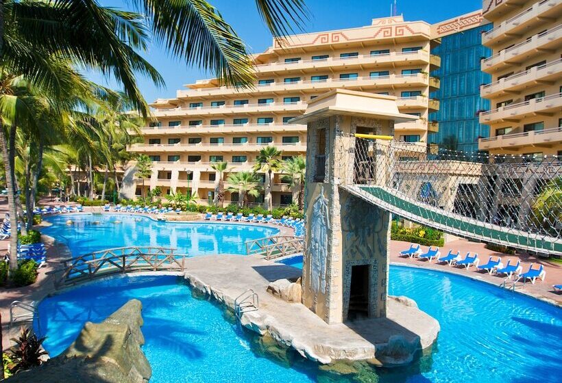 استراحتگاه Paradise Village