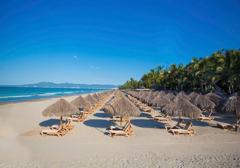 استراحتگاه Paradise Village