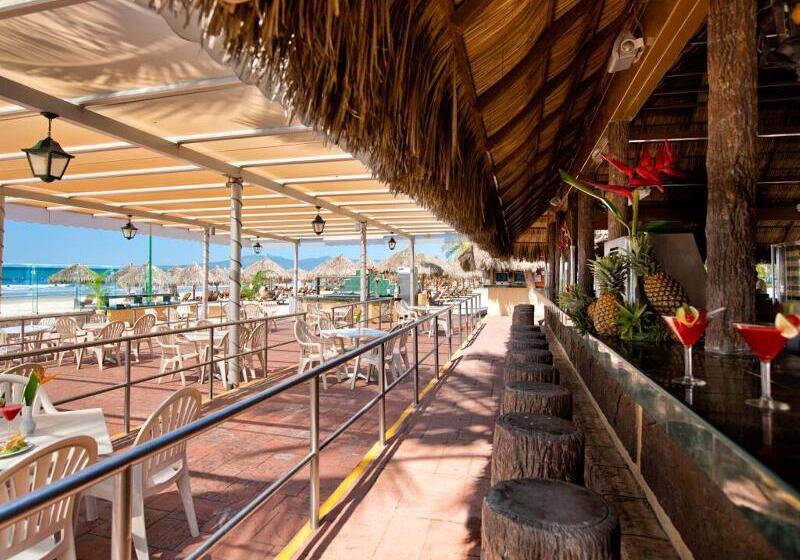 استراحتگاه Paradise Village