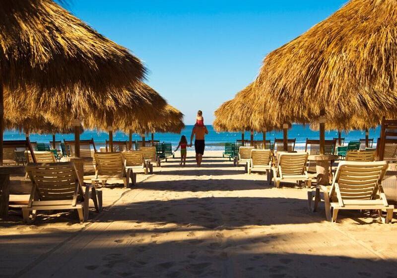 استراحتگاه Paradise Village