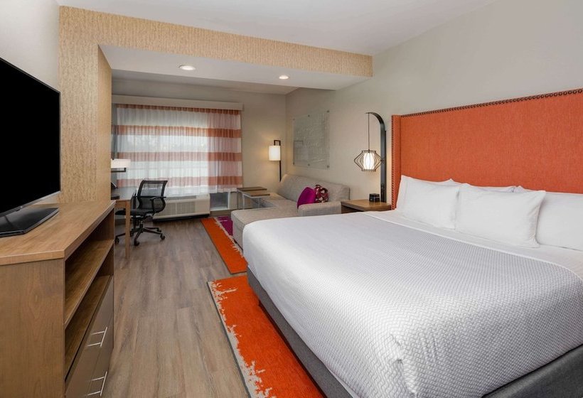 Отель La Quinta Inn & Suites By Wyndham Perry
