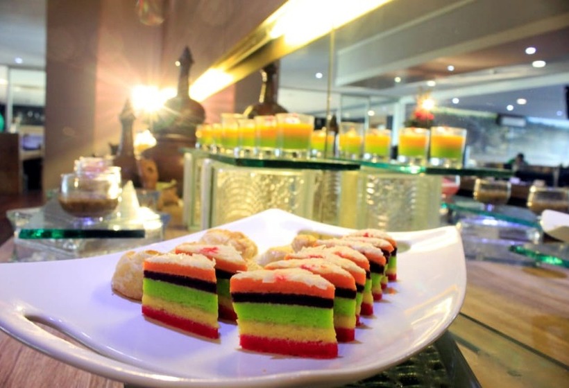 Kyriad Arra Hotel Cepu