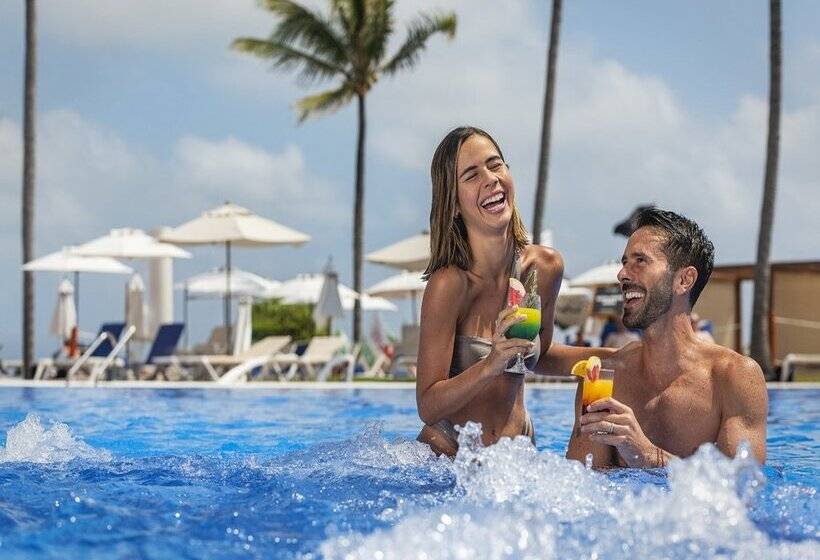 استراحتگاه El Beso Adults Only at Ocean Coral & Turquesa - All Inclusive