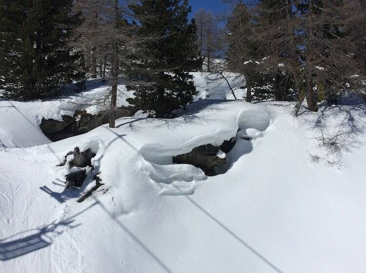 تختخواب و صبحانه Chalet Tioli
