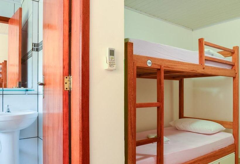 Beira Mar Hostel & Suites