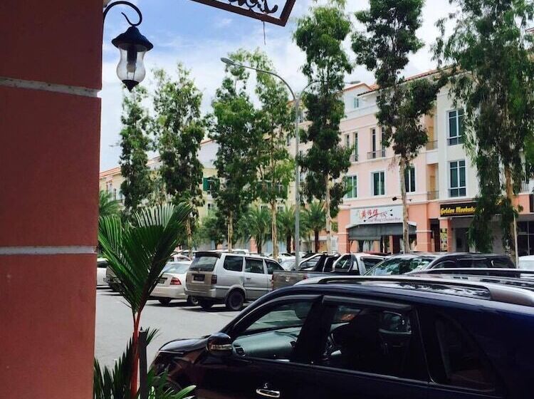 هتل 91 Street Boutique Inn