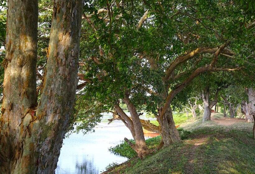 هتل Best Life Eco Resort Mattala