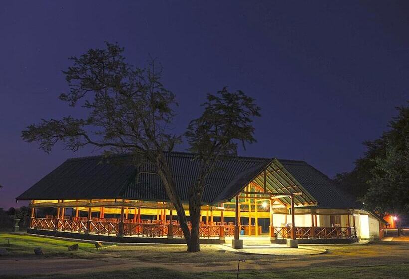 هتل Best Life Eco Resort Mattala
