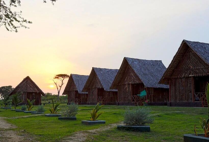 هتل Best Life Eco Resort Mattala