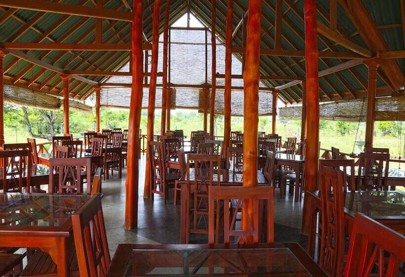 هتل Best Life Eco Resort Mattala