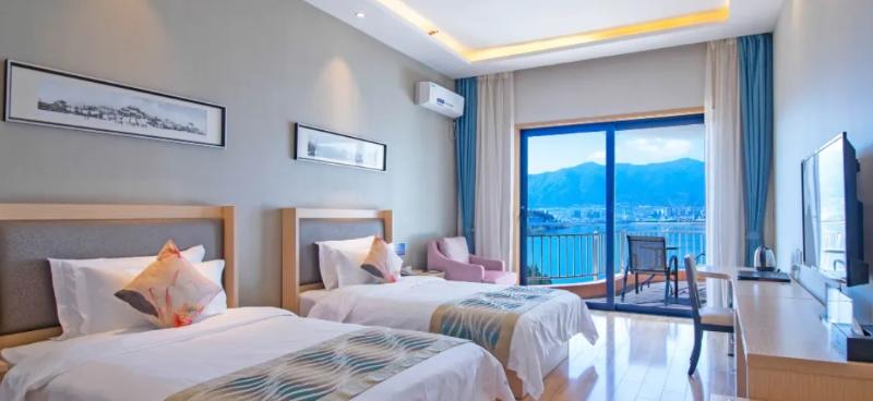 Hotel Erhai Bay Holiday