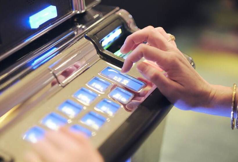 هتل Jackpot Junction Casino