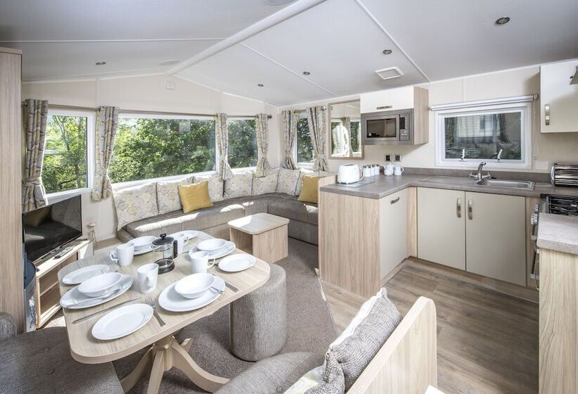 酒店 Killigarth Manor Holiday Park