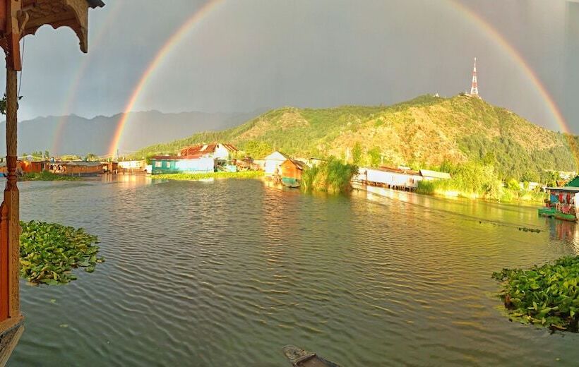 هتل New Bul Bul Group Of Houseboats
