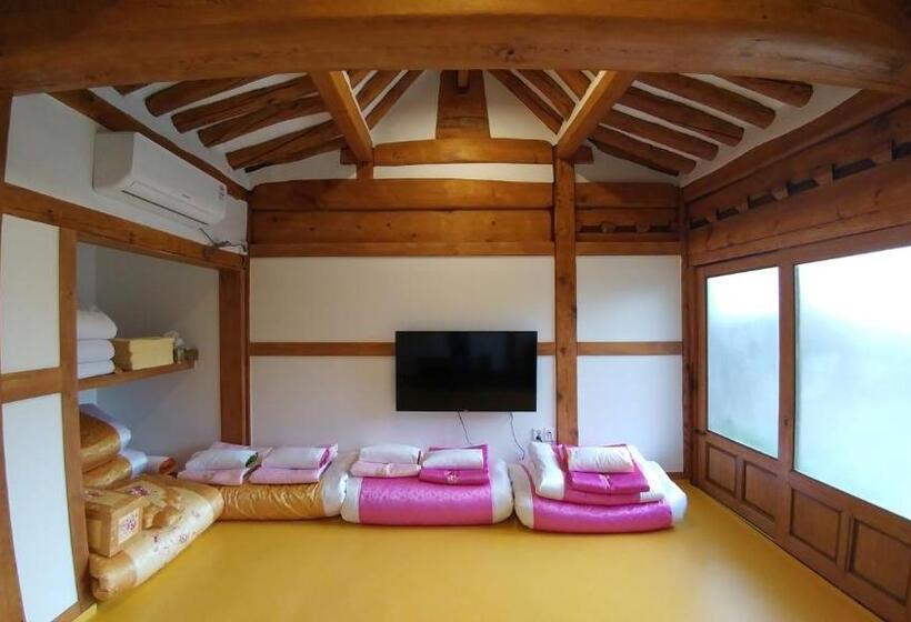پانسیون Bukchon Sosunjae Guesthouse